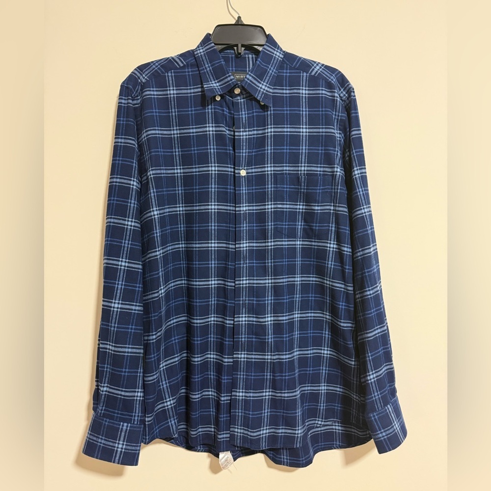 Mirto Men’s Button Down Shirt. Size M. Pristine Condition.